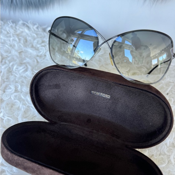 Tom Ford Collette Butterfly Sunglasses - Picture 5 of 10